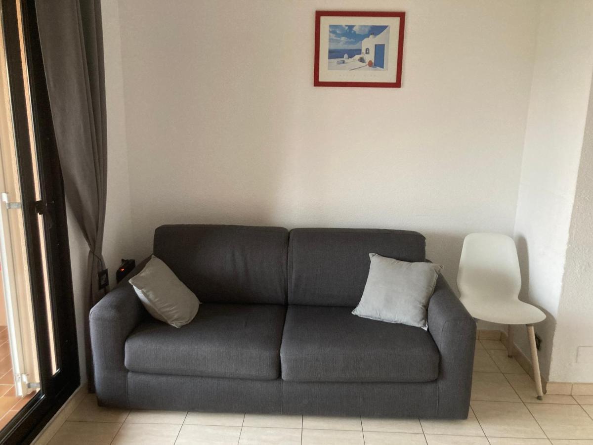 Appartement 2 Chambres Avec Piscine Face A La Mer A La Coudouliere 식스포즈레스플라지스 외부 사진